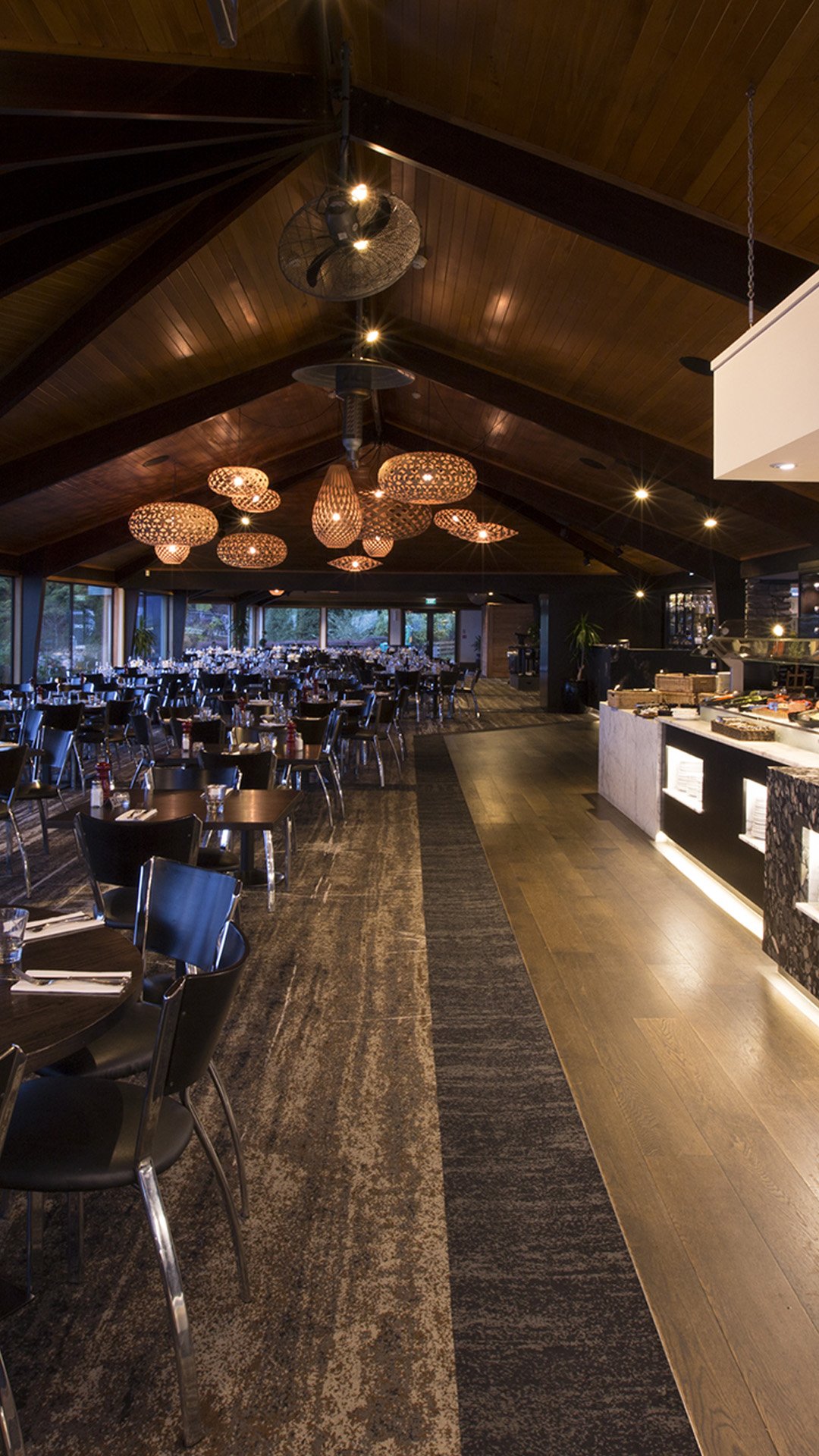 Image of the stratosfare restaurant, indoors at night time